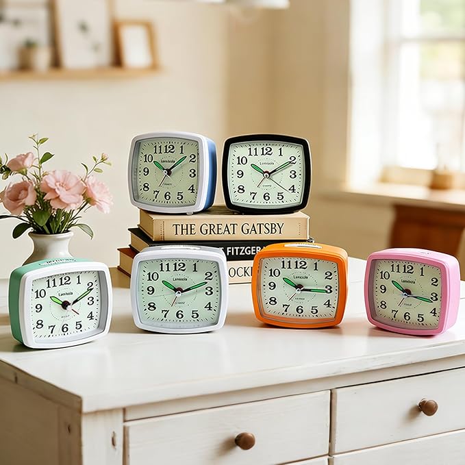Battery Analog Travel Alarm Clock, Small Clock for Bedroom, Desk Table Shelf Clocks for Room Office Bathroom Vanity, Aesthetic Retro Clocks for Kids, Dark Blue