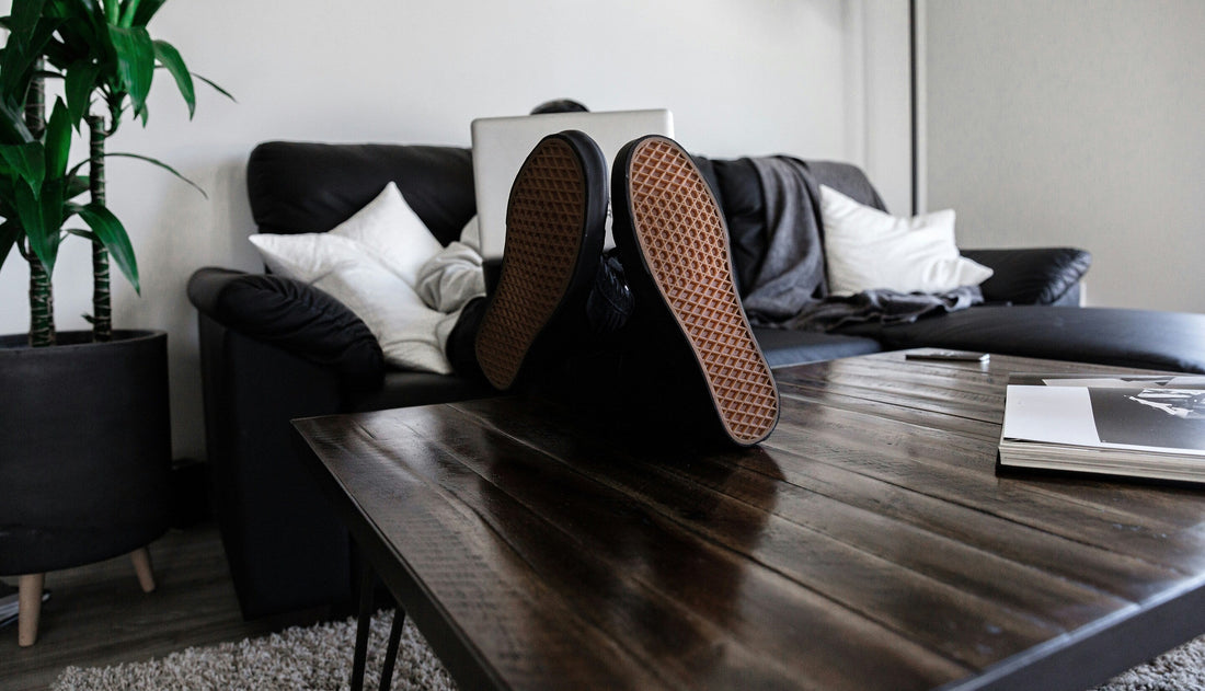 [OFFICEMENT] The "Ground Contact" Shift: How an under-desk footrest fixes lower back pain