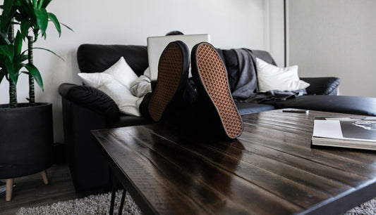 [OFFICEMENT] The "Ground Contact" Shift: How an under-desk footrest fixes lower back pain