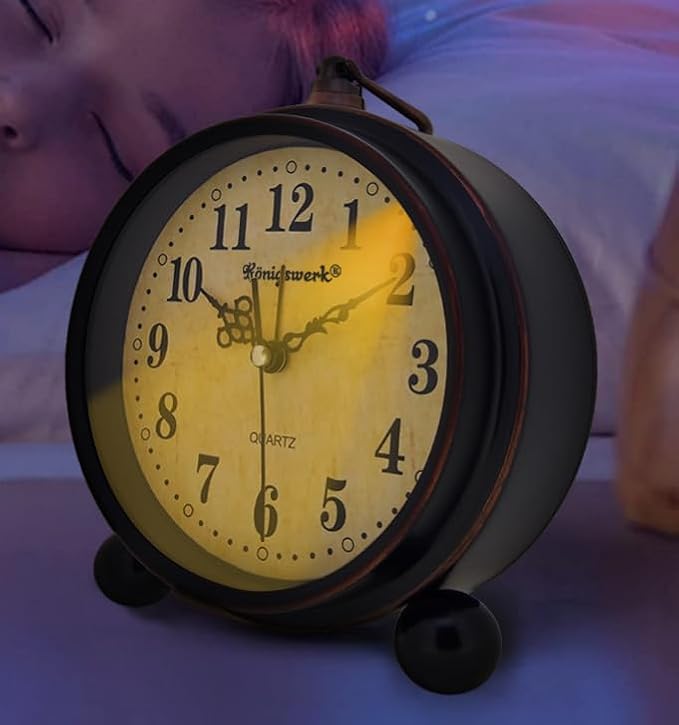 Vintage Analog Alarm Clock, 5.25 inch Small Silent Desk Clock with Night Light, Battery Operated for Table, Bedroom, Bedside, Living Room, Room Decor (Classic)