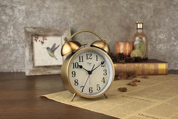 Maxspace Metal Golden Table Clock, Retro Vintage Non-Ticking Small Alarm Clock,Battery Operated Silent Quartz Movement HD Glass Desk Clock for Bedroom Living Room Indoor Decoration Kids… (Arabic3)