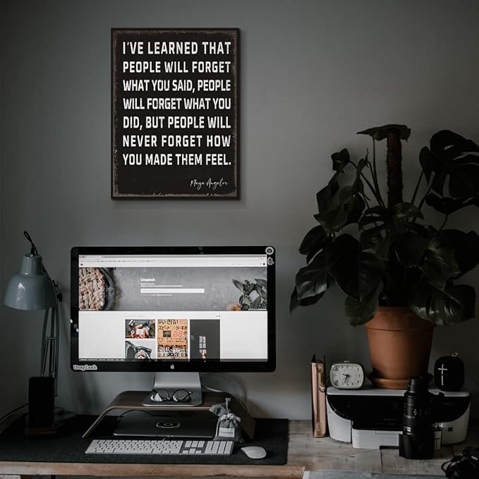 WOWGOOMO Retro Inspirational Canvas Wall Art Maya Angelou Quotes I've Learned That People Will Never Forget How You Made Them Feel Motivational Positive Painting Wall Decor for Home Office Framed Gift