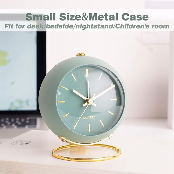 AYRELY® Battery Operated Desk Alarm Clocks with Light,Retro Silent No Ticking Analog Small Clock,Loud Table Clock for Bedside/Bedroom/Kitchen/Office/Travel/Kids/Room Decor Aesthetic Vintage(Green)