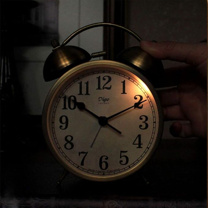 Maxspace Metal Golden Table Clock, Retro Vintage Non-Ticking Small Alarm Clock,Battery Operated Silent Quartz Movement HD Glass Desk Clock for Bedroom Living Room Indoor Decoration Kids… (Arabic3)