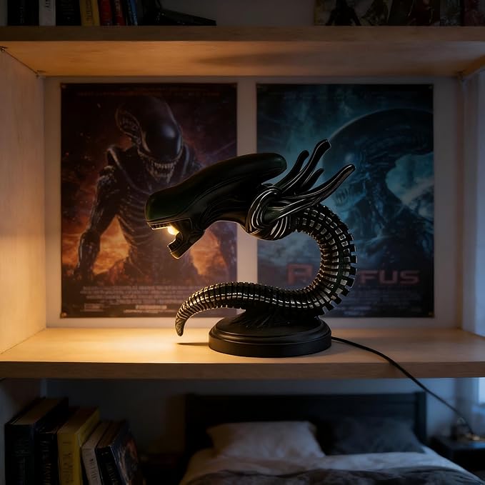 Xenomorph Alien Table Lamp LED Night Light Black Desk Lamp USB Mini Lamp, Sci-Fi Themed Lamp, Children's Anime Lamp, Holiday Gift 2026 Holiday New Children's Room Desktop Decoration Lamp