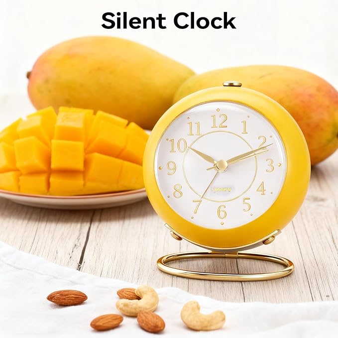 Metal Desk Alarm Clock, Retro Bedroom Table Vintage Analog Silent Non-Ticking Gold Alarm Clock, Bedside Decor(Mango Yellow)