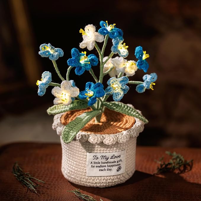 Forget Me Not Flower Lamp - Blue Crochet Artificial Flowers with Night Light, Cordless Table Lamp, Cozy Home Decor Crochet Gifts