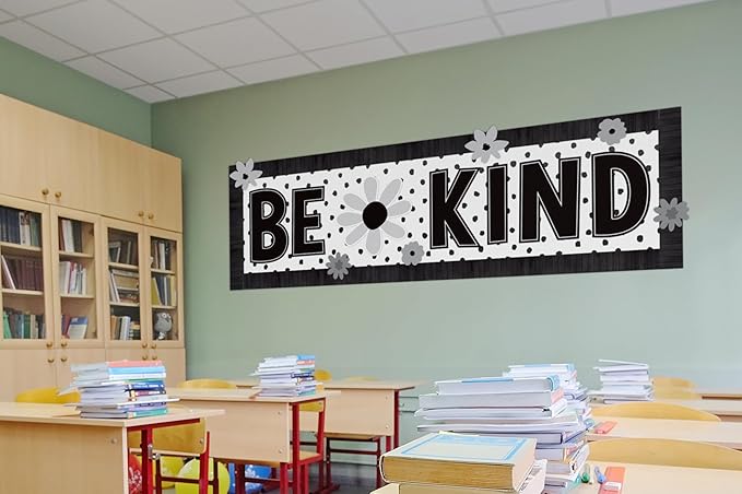 Teacher Created Resources Fun Size Black Painted Dots on White Better Than Paper Bulletin Board Roll (TCR77419)