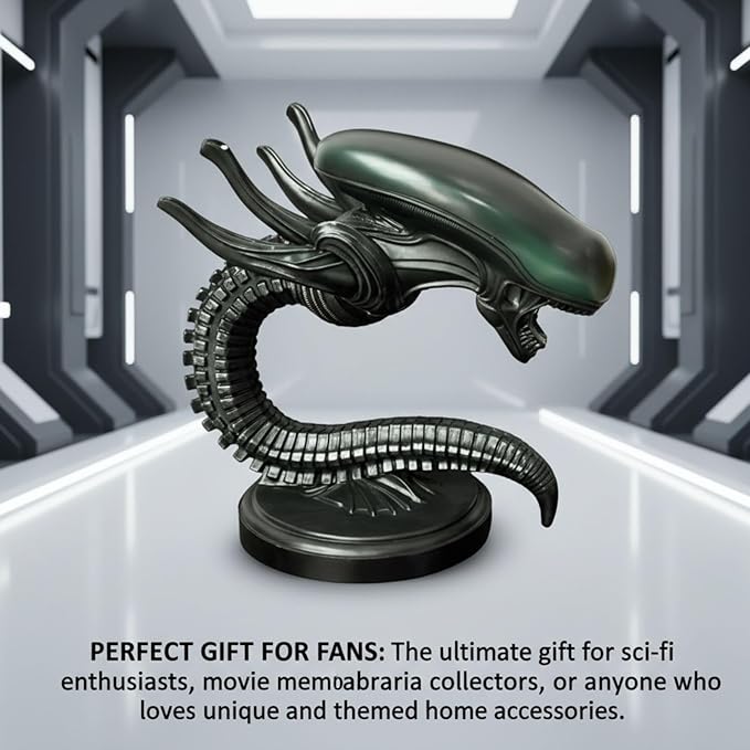 Alien Space Monster LED Desk Lamp 3D Resin Night Light for Sci-Fi Lovers, Alien Desk Lamp, Home Decorative Lighting; Horror Inspired Decorative Lamp for Desk, or Bedside Table (Modern)