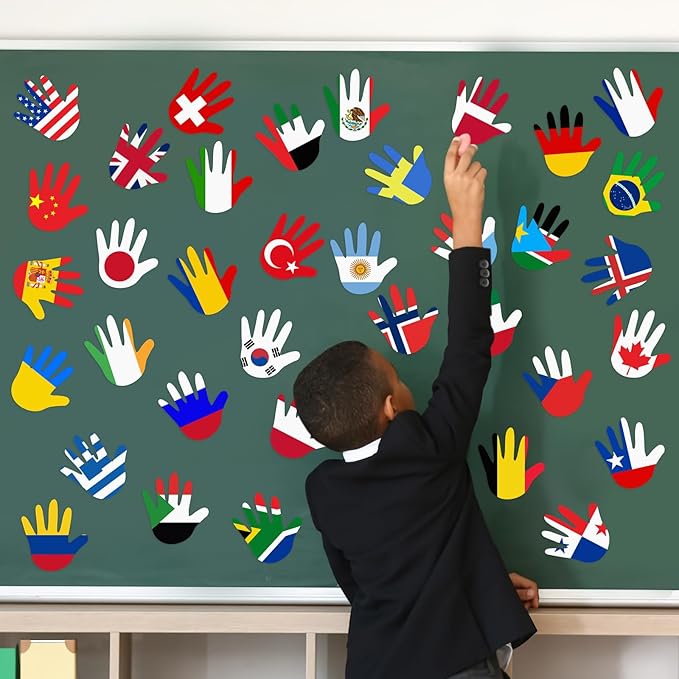 36 Pcs Around The World Bulletin Board Set Flags of The World Multicultural Hands Cut Out Decorations International Country Flags History Classroom Decor Diversity Back to School Wall Door