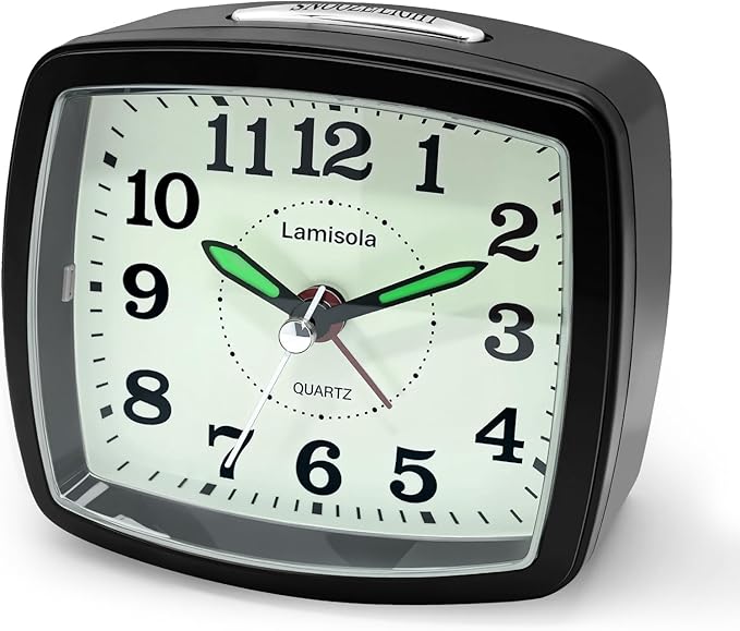 Small Battery Alarm Clock for Bedrooms, Analog Travel Clocks, Bedside Desk Table Clock for Room Decor, Slient, Big Numbers for Seniors, Gently Ascending Alarm for Heavy Sleepers, Black