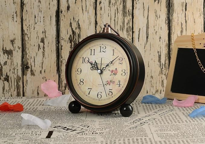 Vintage Analog Alarm Clock, 5.25 inch Small Silent Desk Clock with Night Light, Battery Operated for Table, Bedroom, Bedside, Living Room, Gift Clock (Flower)
