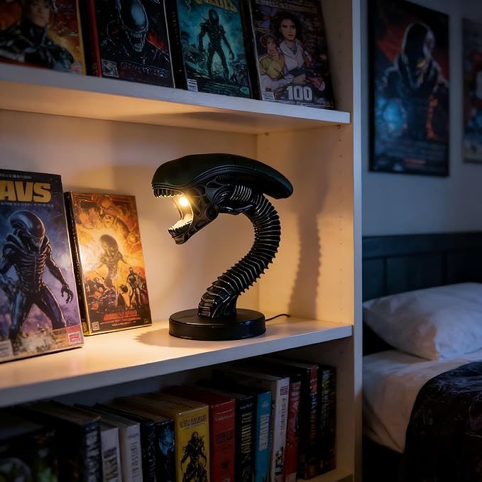 LED Desk Lamp Alien Lamp Novelty Night Light, Children's Room Desktop Reading Light,Child Room Decoration Light, Suitable for Children's Holiday Gift Science Fiction Enthusiasts