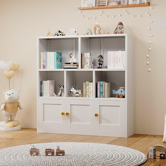 Kids Bookshelf and Toy Storage Organizer with 3 Cabinet and 5 Open Cubbies，Kids Toys Storage Organizer Shelf with Corner Guard，Multifunctional Floor Chest for Playroom and Kid's Room（White）