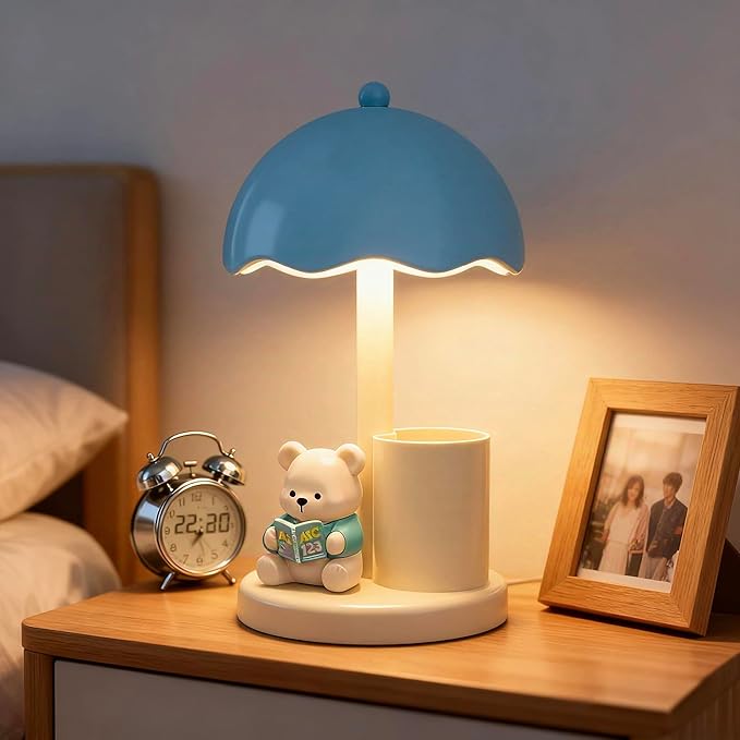Cute Bear Desk Lamp with Pen Holder, 2-in-1 Kids Table Lamp Organizer, LED Bedside Lamp with USB Charging Port for Bedroom Study Room, 500 mAh, Rechargeable Lighting Decor for Boys Girls