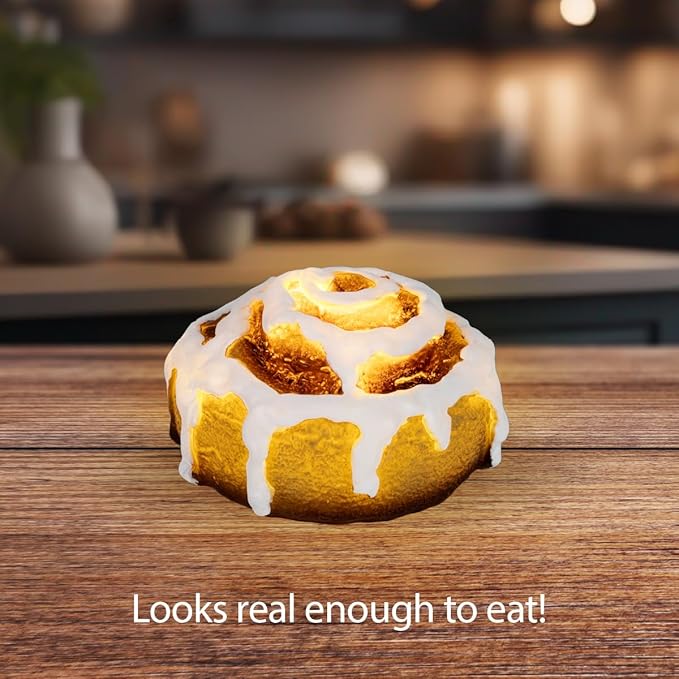 Cinnamon Bun Desk Light, Cute Resin College Lamp for Dorm Room or Kids Bedroom, Warm White LED Light, Battery Operated Decor for Girls & Home Office