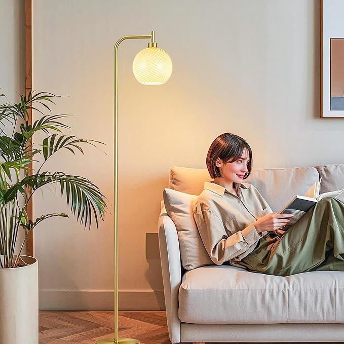 MAYNA Mid Century Modern Floor Lamp, Amber Ribbed Glass Standing Lamp with Built-in Timer Switch, Gold Tall Vintage Lamps for Living Room Bedroom, 2700K LED Bulb Included