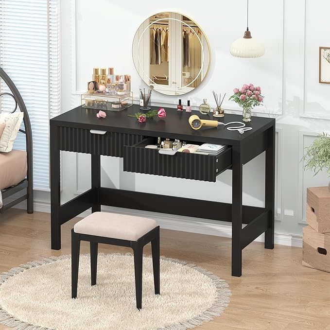Fluted Computer Desk with 2 Drawers, 39 Inch Small Computer Desk with Storage, Compact Writing Study Desk for Small Spaces, Black