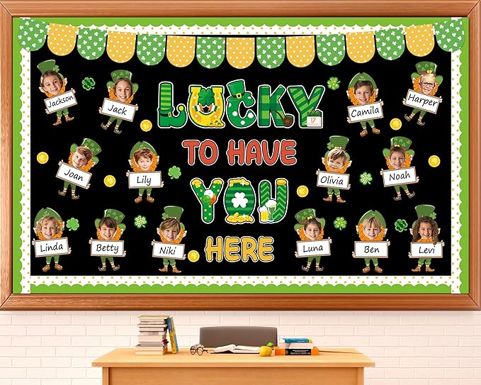 St. Patrick's Day Bulletin Board Set Leprechaun Clover DIY Photo Name Tag Classroom Decoration Green Lucky Shamrock Bulletin Board Cutouts for Irish Holiday Home Classroom School Chalkboard Wall Decor