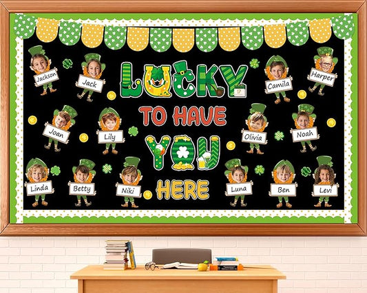St. Patrick's Day Bulletin Board Set Leprechaun Clover DIY Photo Name Tag Classroom Decoration Green Lucky Shamrock Bulletin Board Cutouts for Irish Holiday Home Classroom School Chalkboard Wall Decor